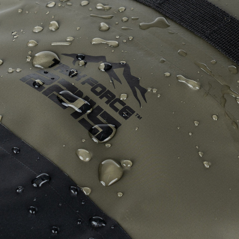 Waterdichte Duffle Bag 50 liter met water