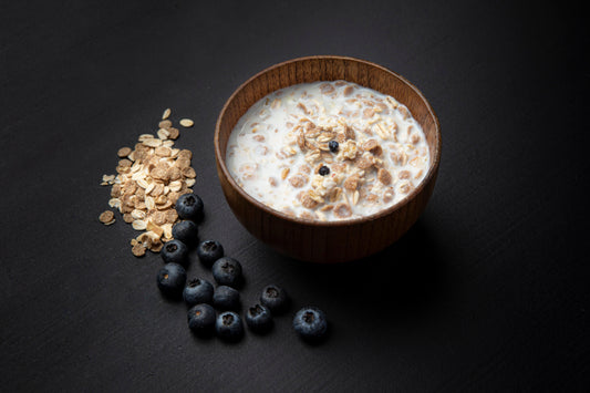 Real turmat muesli met blauwe bes en vanille bereid