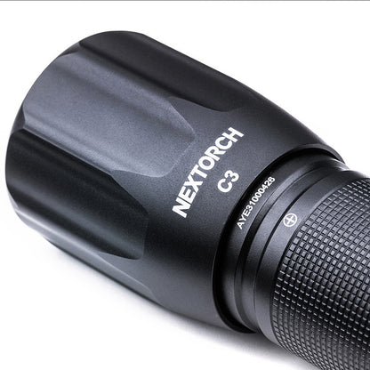 Nextorch C3 zaklamp op batterijen bovenkant