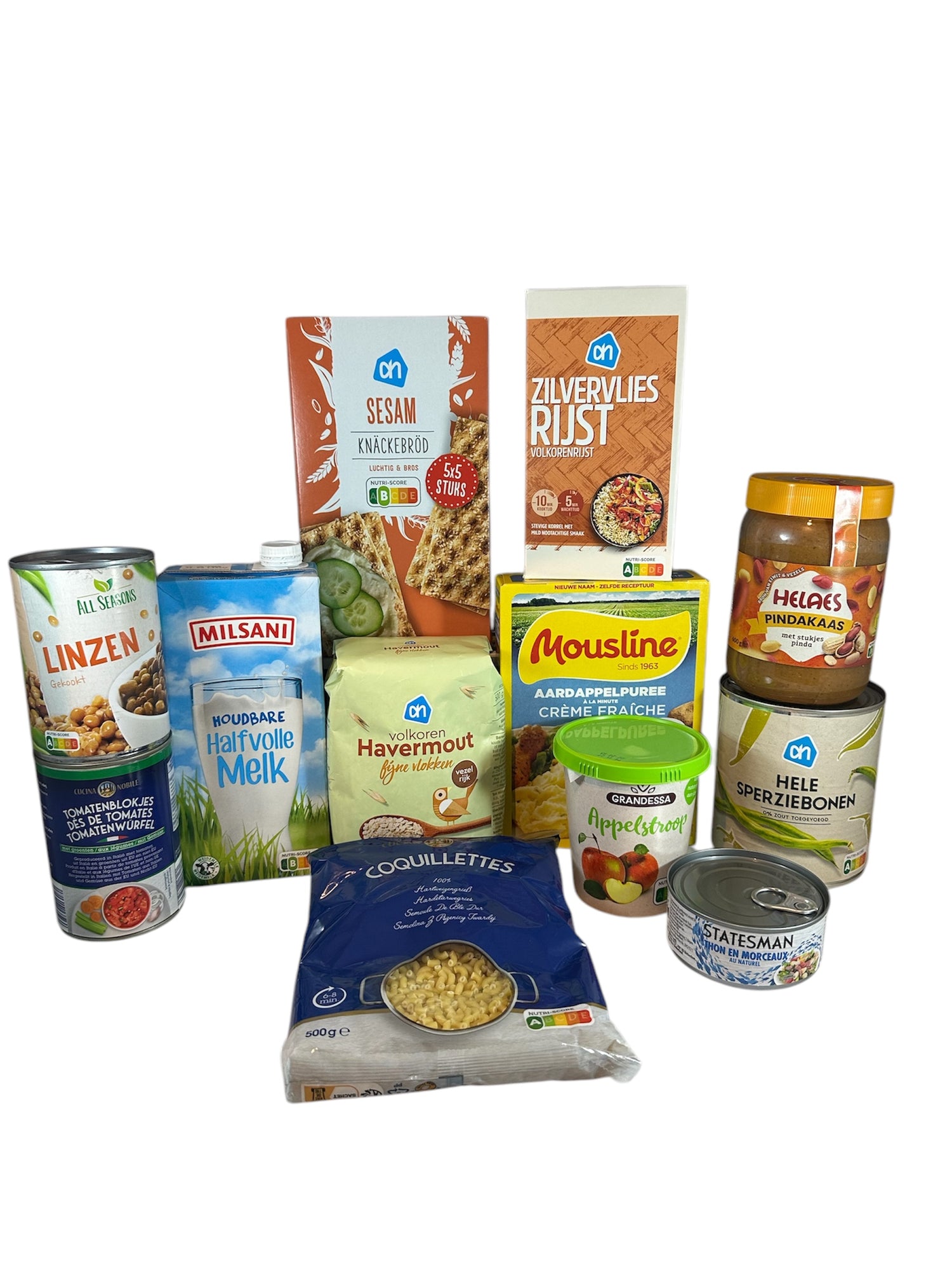 Rijst, aardappelpuree, havermout, pasta, melk, linzen, tomatenblokjes, appelstroop, tonijn, pindakaas. Voldoende voeding voor in je noodpakket.