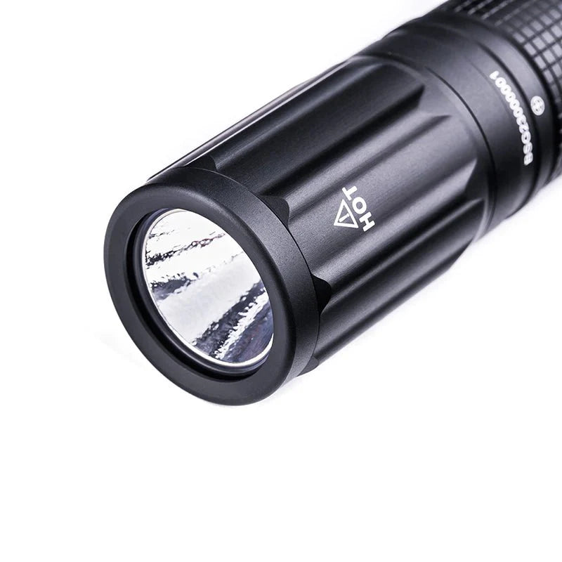 NexTorch E52C oplaadbare zaklamp 3000 lumen lens